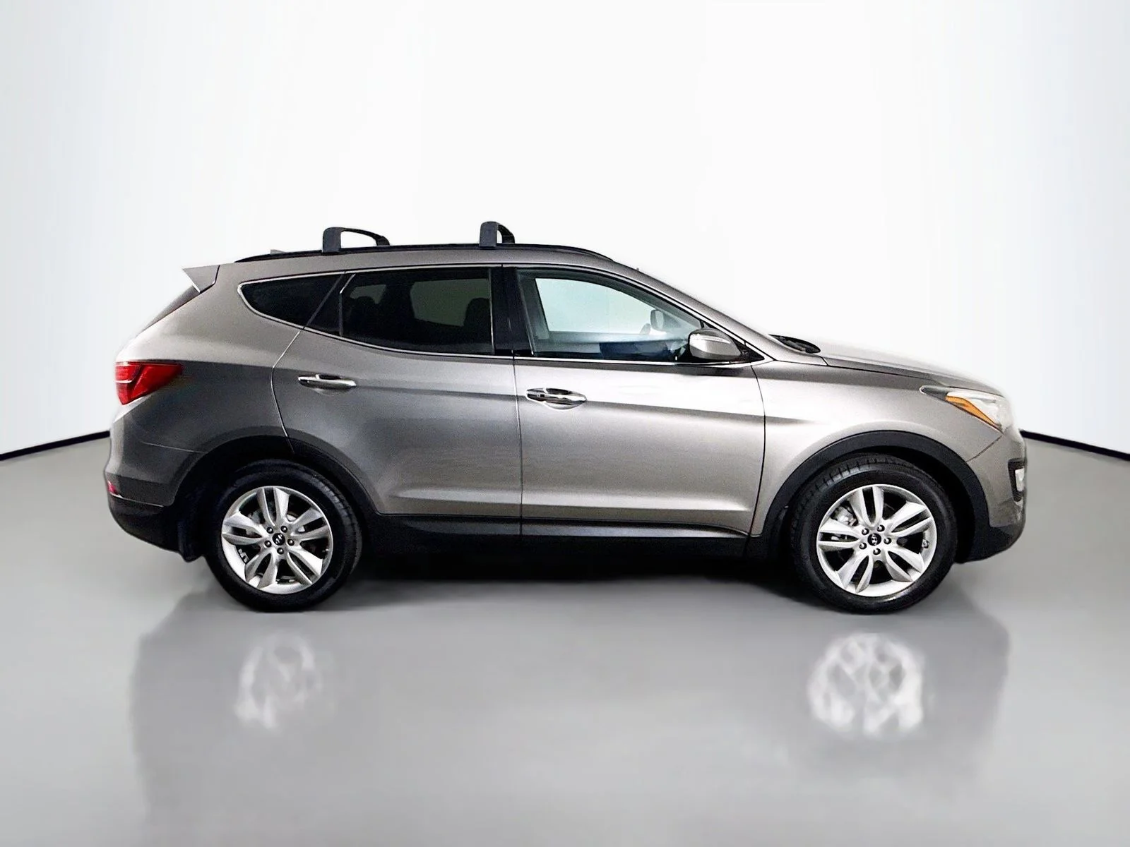 Used 2016 Gray Hyundai 2.0T image 8