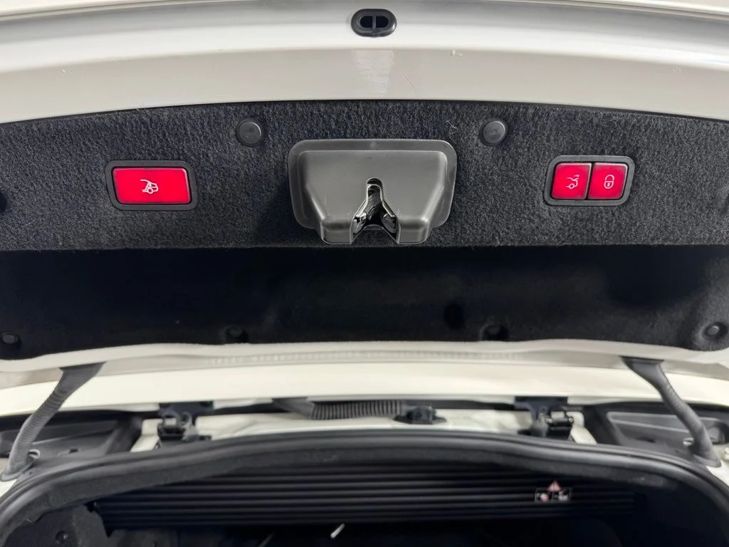 Used 2019 designo Diamond White Metallic Mercedes-Benz S 560 image 34