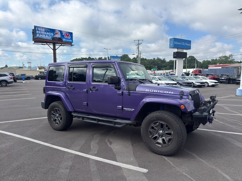 Used 2017 XTREME PURPLE PEARLCOAT Jeep Rubicon image 3