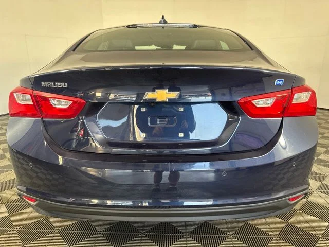 Used 2018 Blue Chevrolet Hybrid image 21