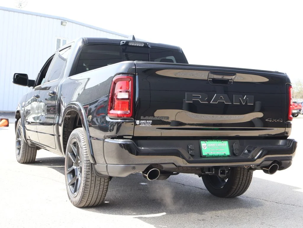 New 2026 Diamond Black Crystal Pearl-Coat Exterior Paint RAM Laramie image 3