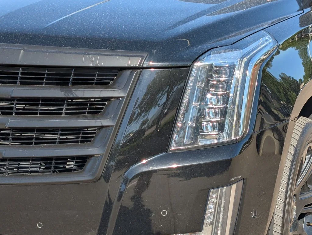 Used 2018 Black Cadillac Premium Luxury image 8