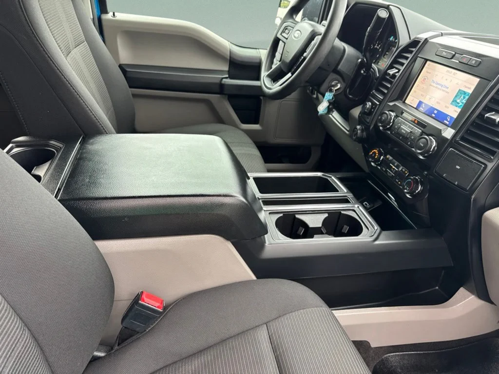 Used 2020 Blue Metallic Ford XL image 29