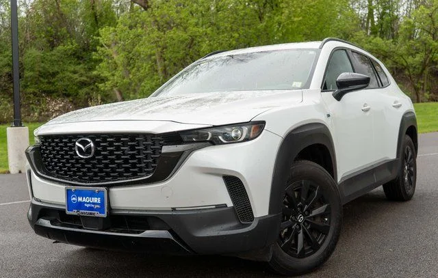 2025 Mazda CX-50 2.5 Hybrid Premium's photo