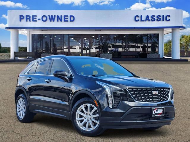 2022 Cadillac XT4 Luxury's photo
