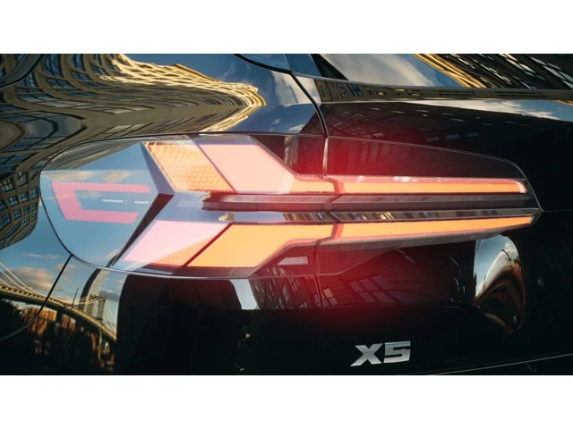 New 2026 Black Sapphire Metallic BMW M60i image 8
