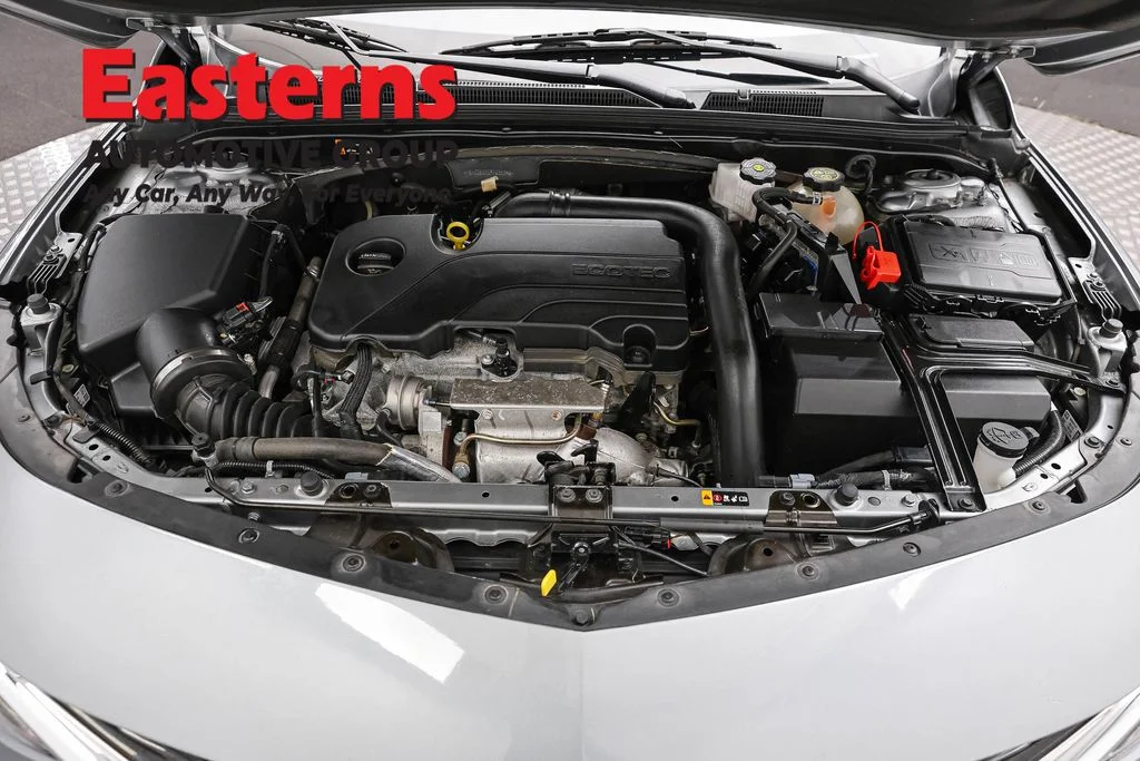 Used 2023 Gray Chevrolet LT image 7