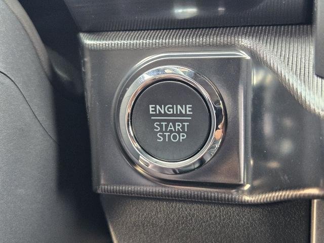 New 2026 Agate Black Metallic Ford Lariat® image 35
