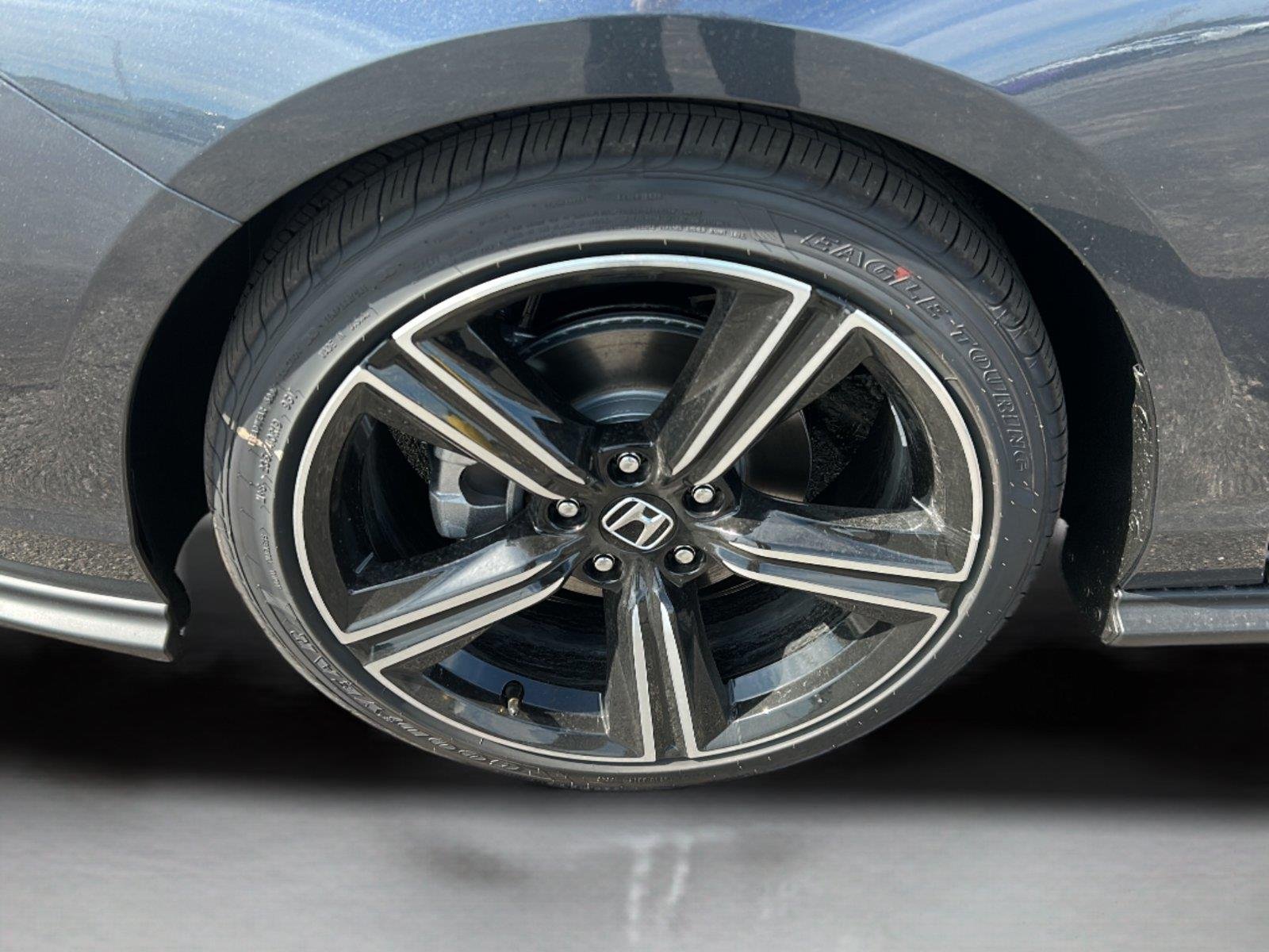 New 2026 Meteorite Gray Metallic Honda SE image 18