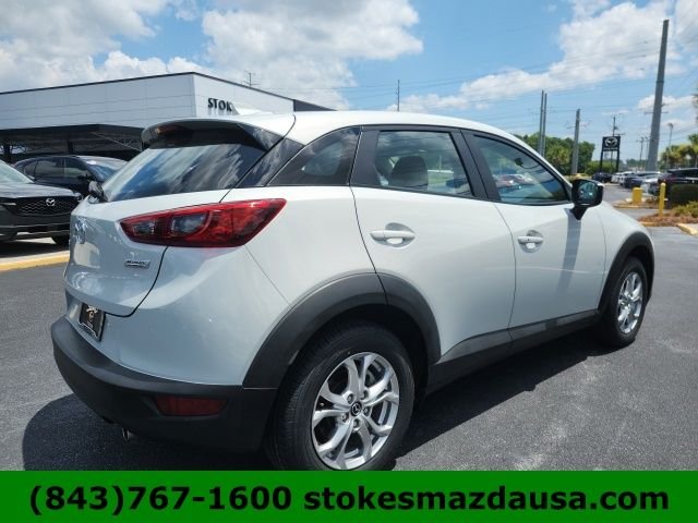 Used 2016 White Mazda Touring image 7