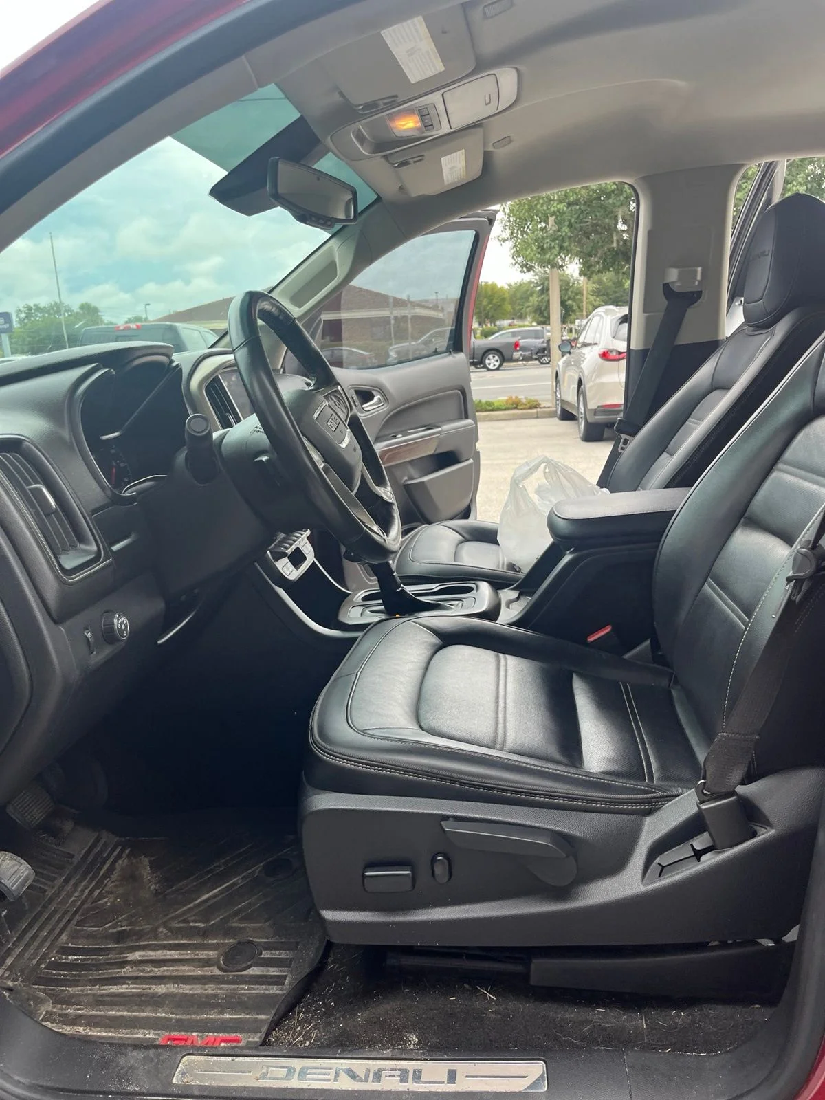 Used 2019 Red GMC Denali image 15