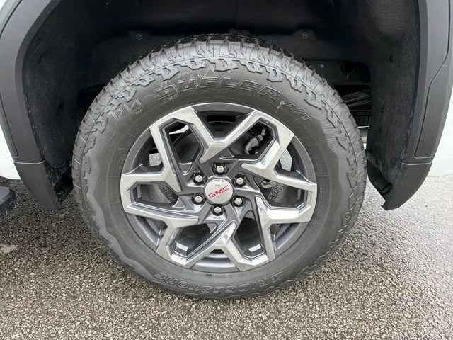 2026 GMC Sierra 1500 SLT - Photo 26
