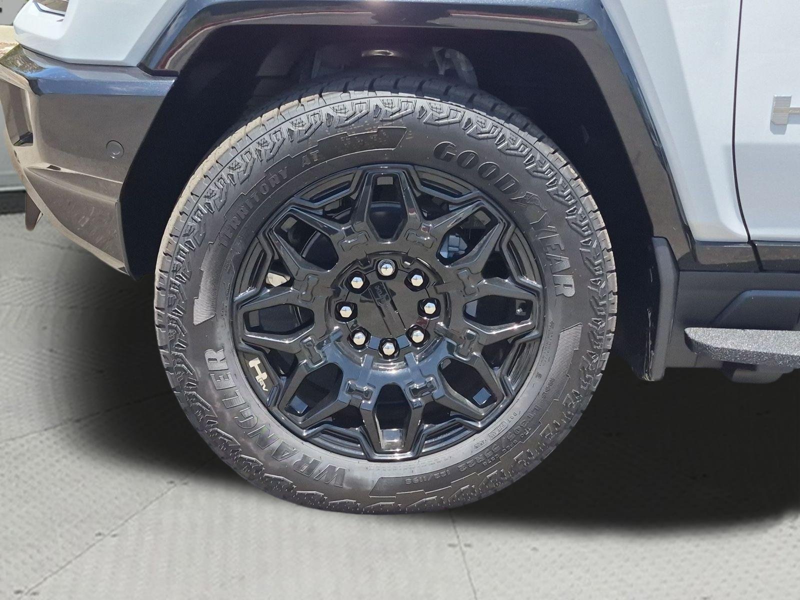 2026 GMC HUMMER EV 2X - Photo 32