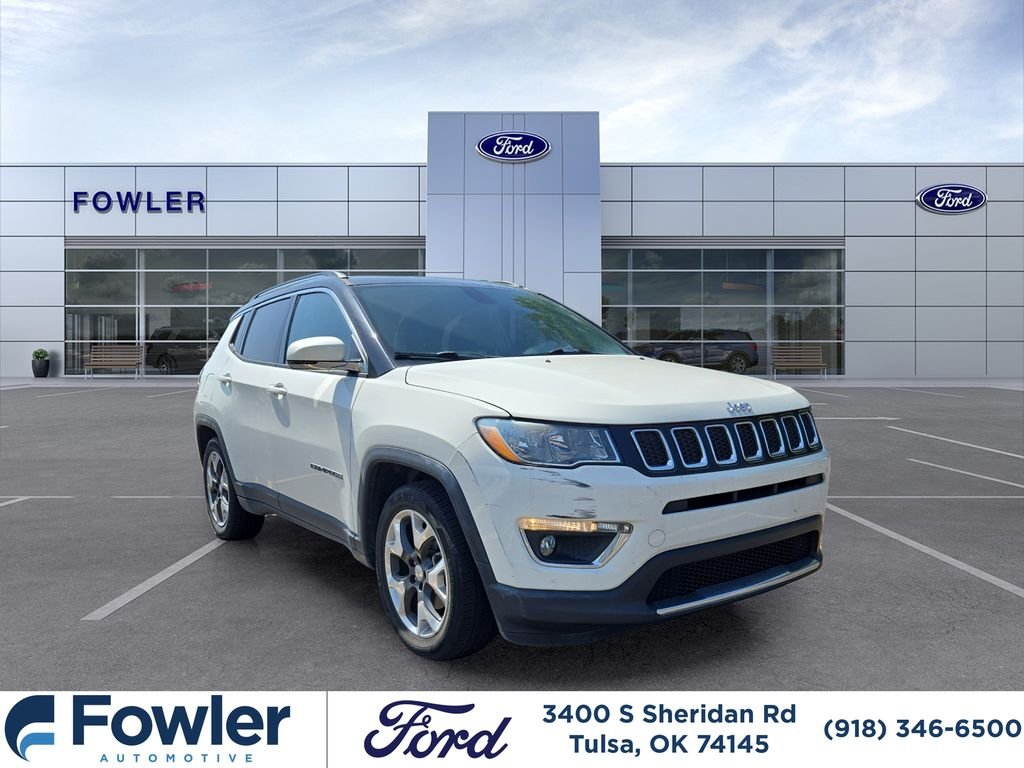 Used 2019 White Jeep Limited image 1