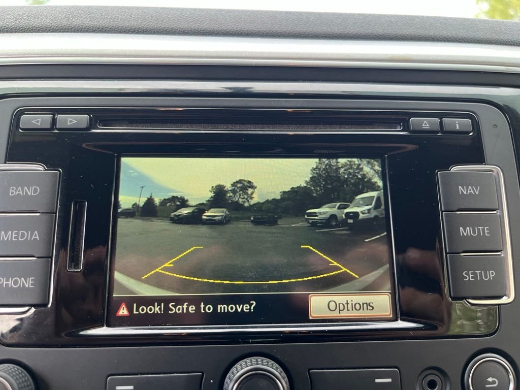 Used 2015 Silver Volkswagen 1.8T image 27