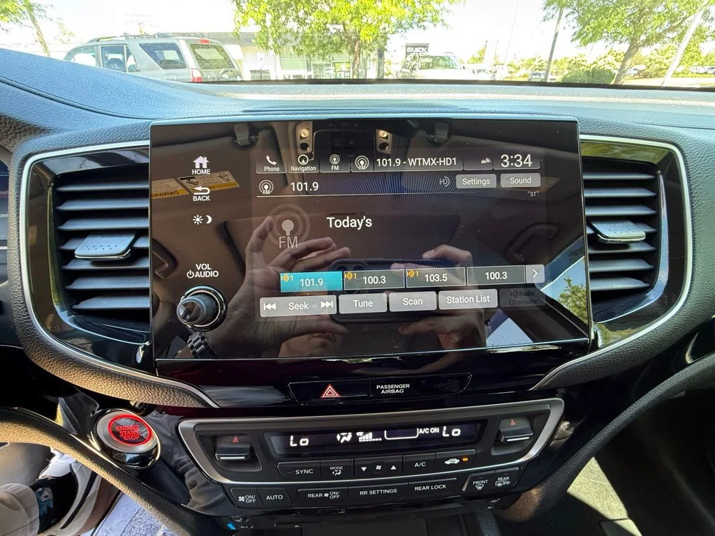 Used 2019  Honda Elite image 19
