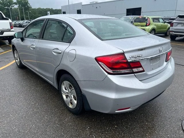 Used 2015 Alabaster Silver Metallic Honda LX image 5