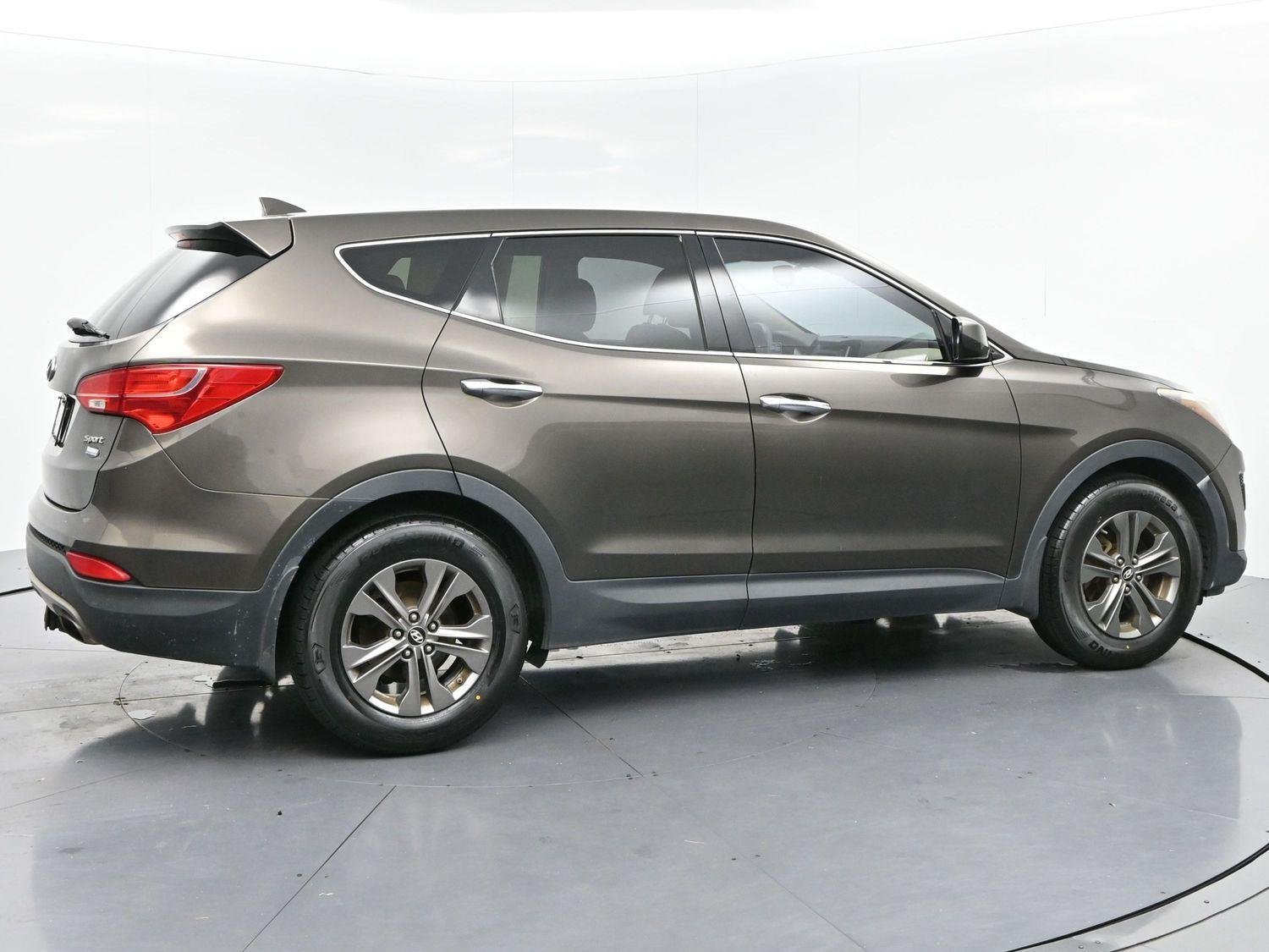 Used 2013 Cabo Bronze Hyundai Sport image 8
