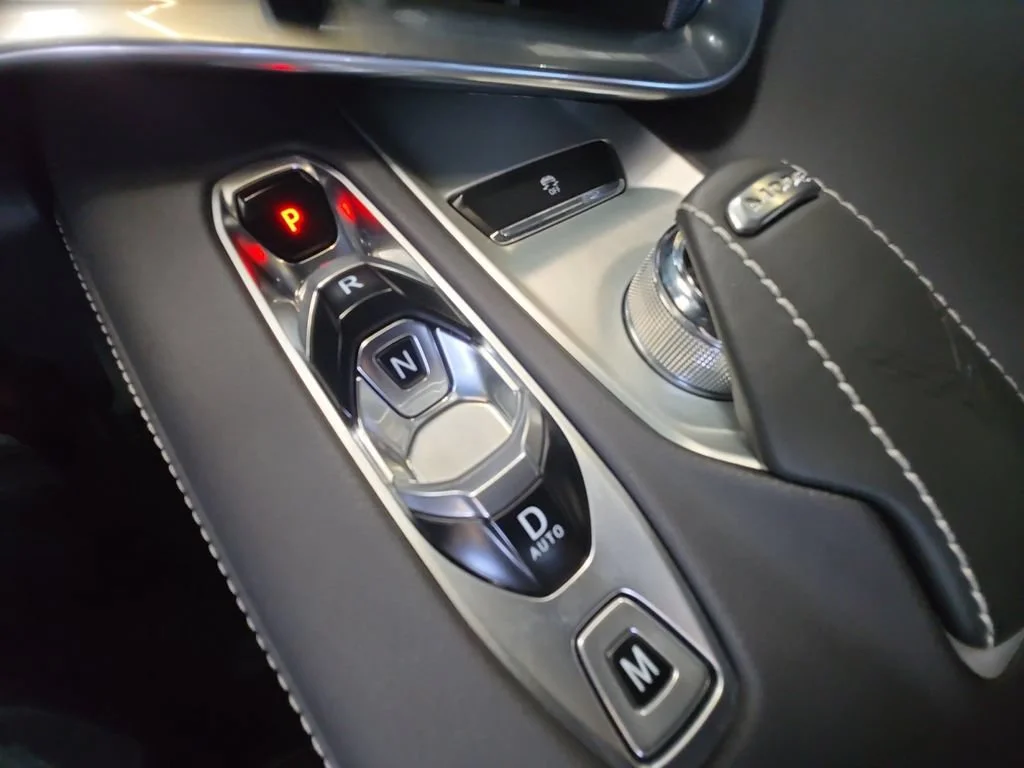 Used 2025 Arctic White Chevrolet 1LZ image 18