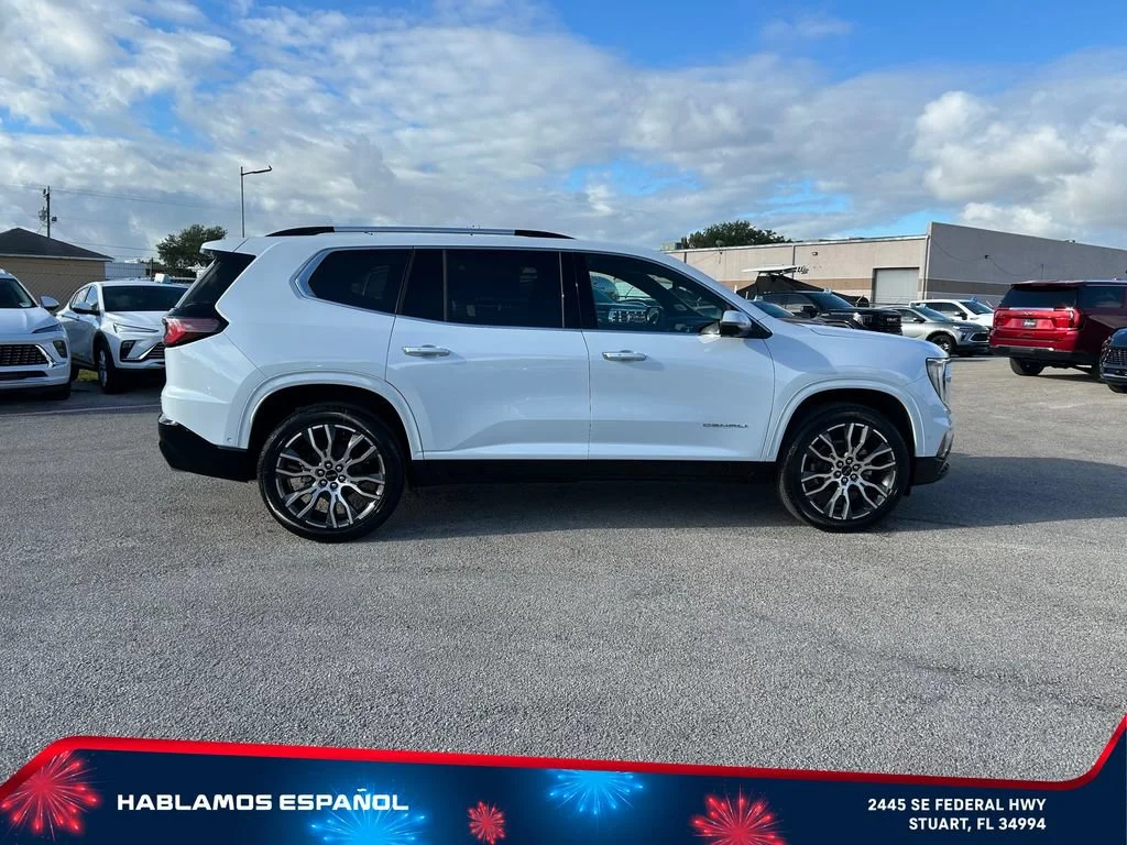 New 2026 Glacier White Tricoat GMC Denali Ultimate image 4