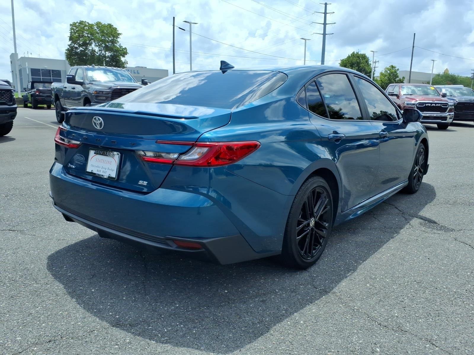 Used 2025 Ocean Gem Toyota SE image 2