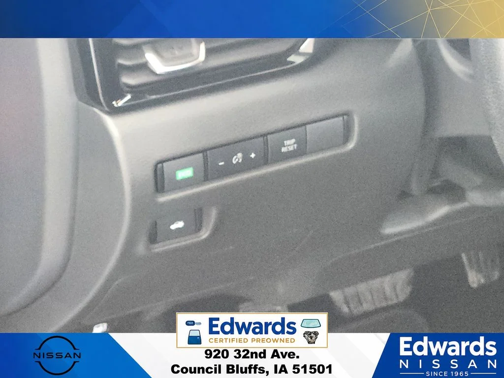 Used 2025 Blue Nissan SV image 23