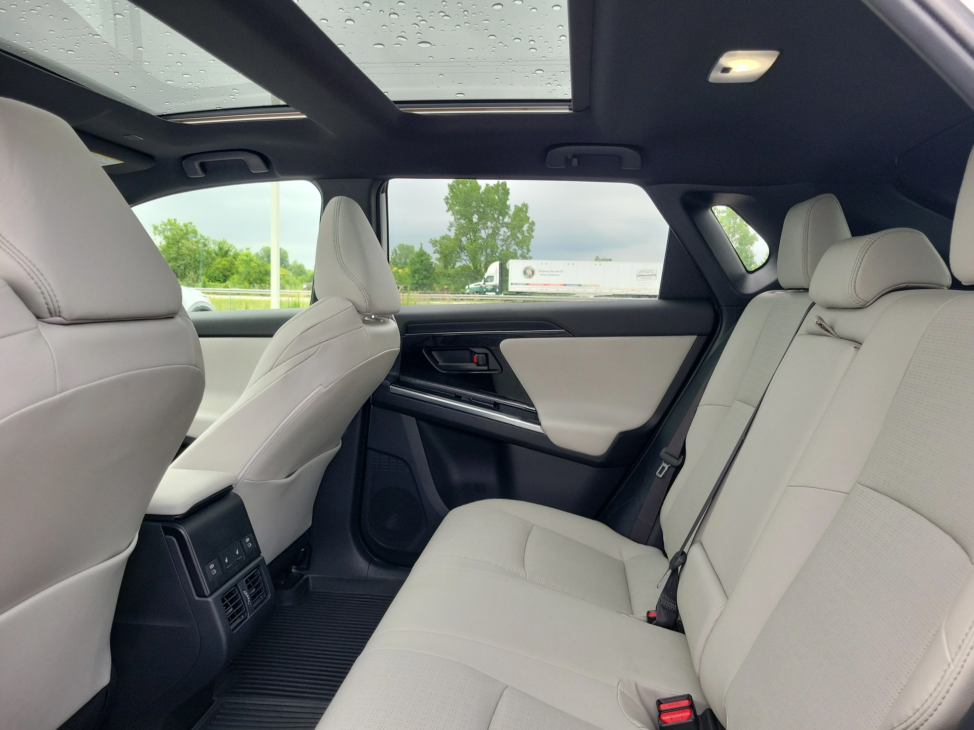 Certified Used 2023 WHITE Toyota Limited image 11
