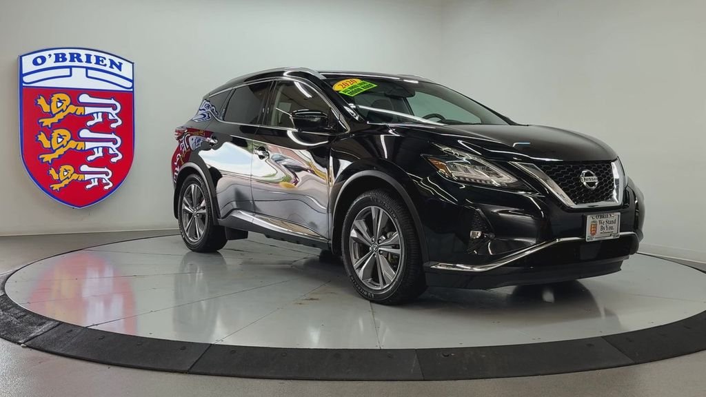 Used 2020 Super Black Metallic Nissan Platinum image 2