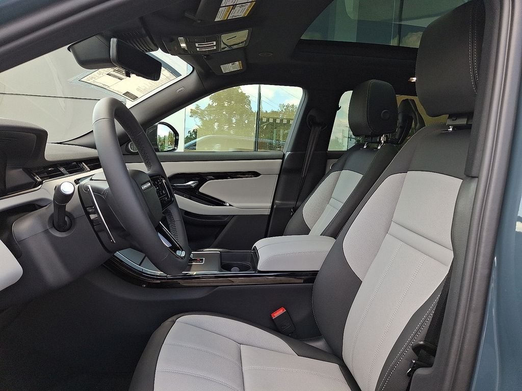 New 2026 Tribeca Blue LAND ROVER  image 9