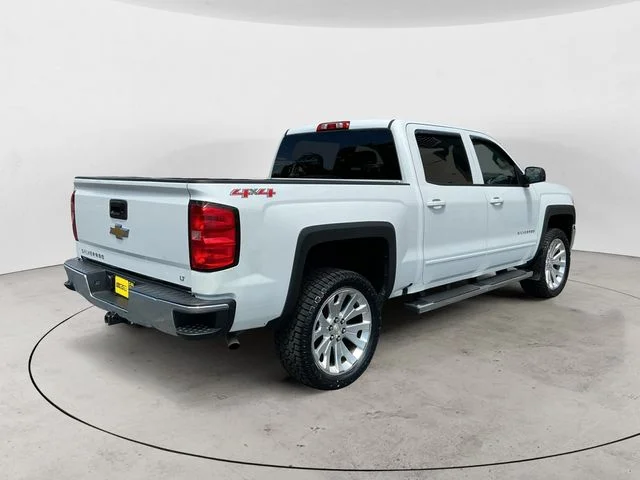 Used 2017 White Chevrolet LT image 5