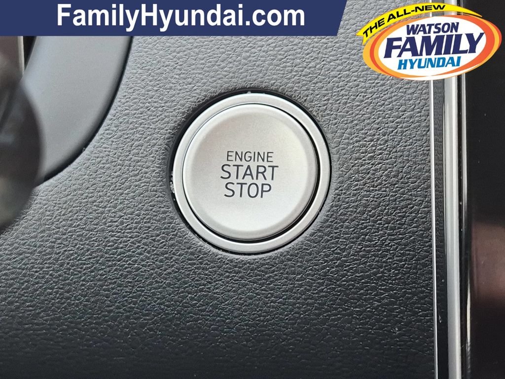 Used 2023 White Hyundai Limited image 18