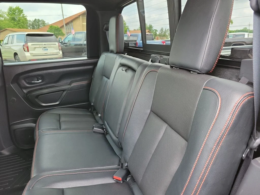 2021 Nissan Titan PRO-4X - Photo 23