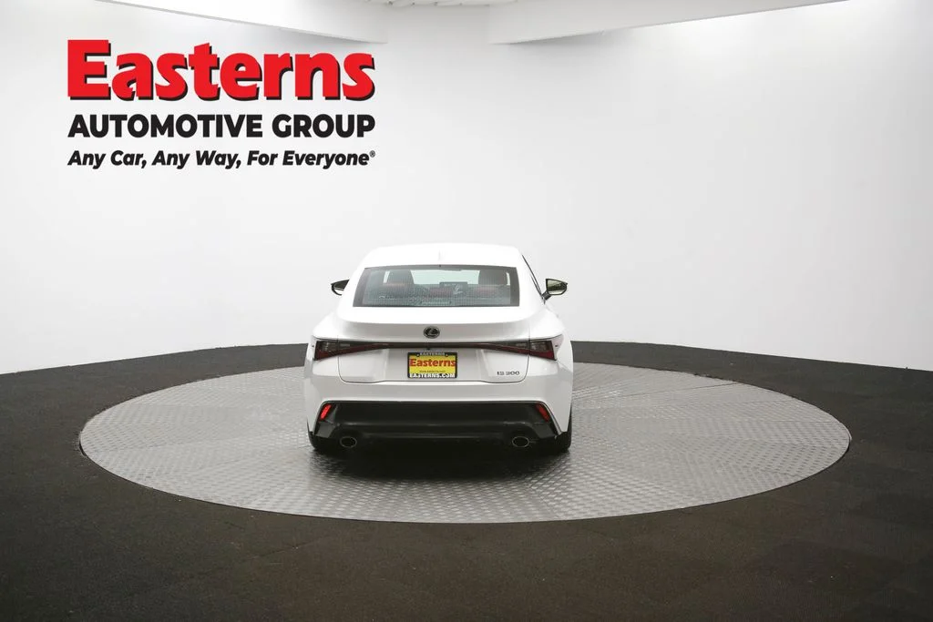 Used 2021  Lexus 300 image 36