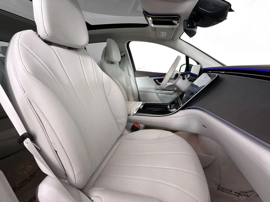 Used 2023 Blue Mercedes-Benz 350 SUV image 28