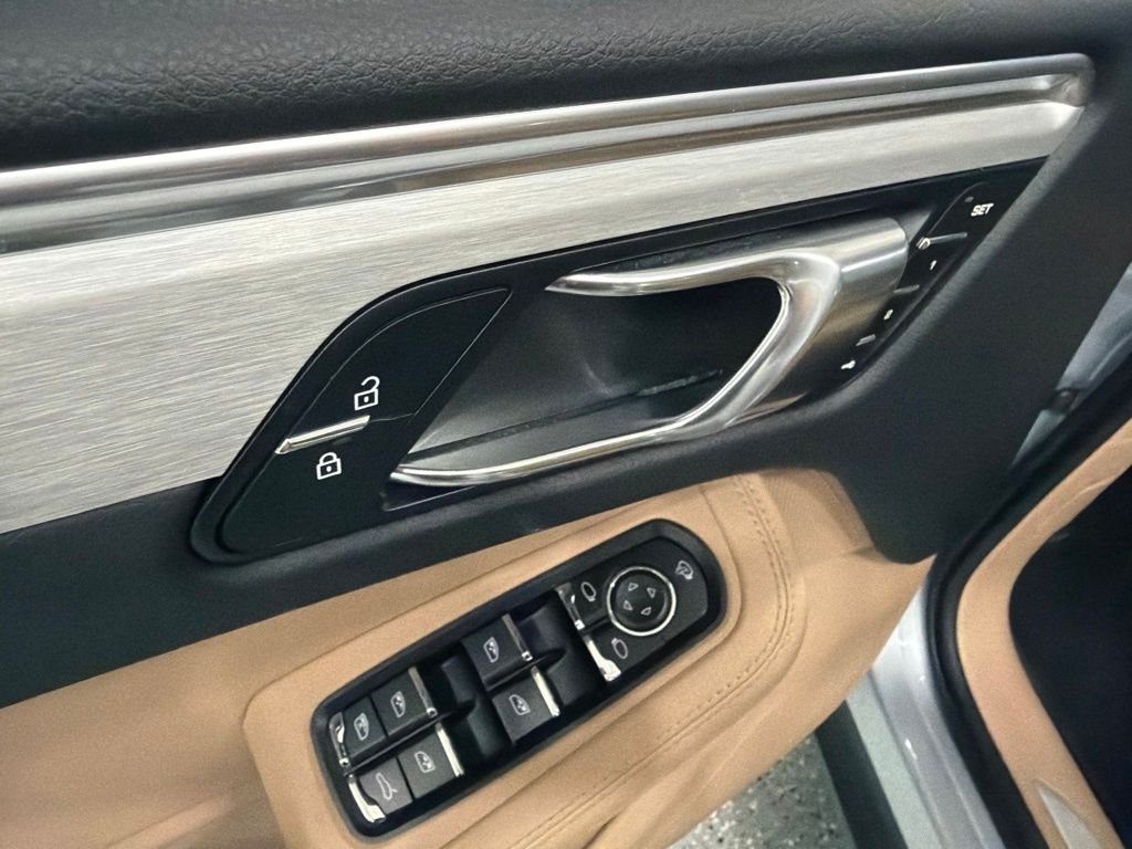 2024 Porsche Macan S - Photo 24