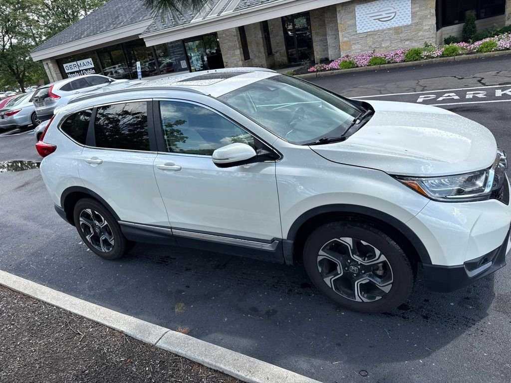 Certified Used 2017 Crystal Black Pearl Honda Touring image 4