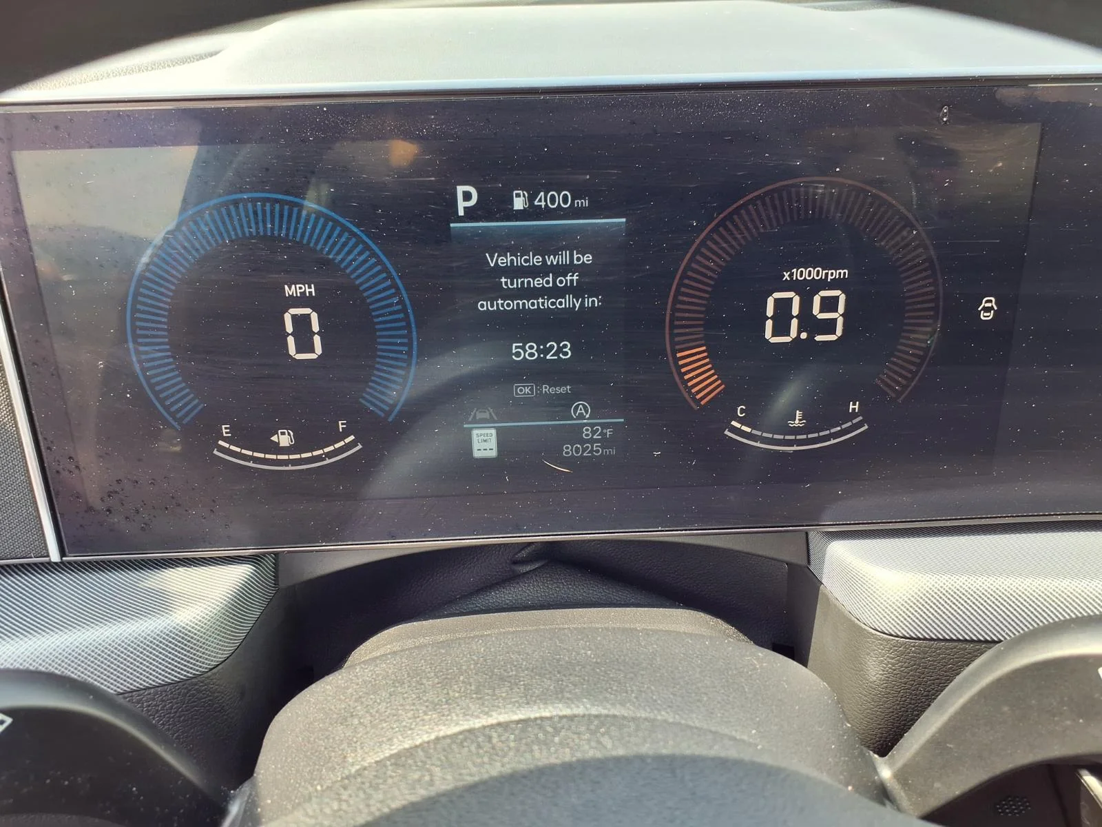 Used 2025 Ultimate Red Metallic Hyundai SE image 9