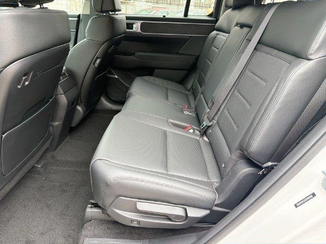 New 2026 White Hyundai Limited AWD image 34
