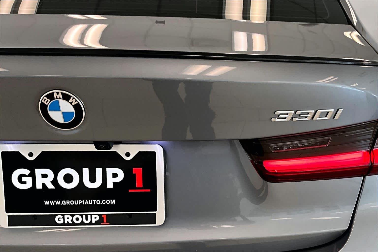 Used 2026 Skyscraper Grey Metallic BMW 330i NA image 28