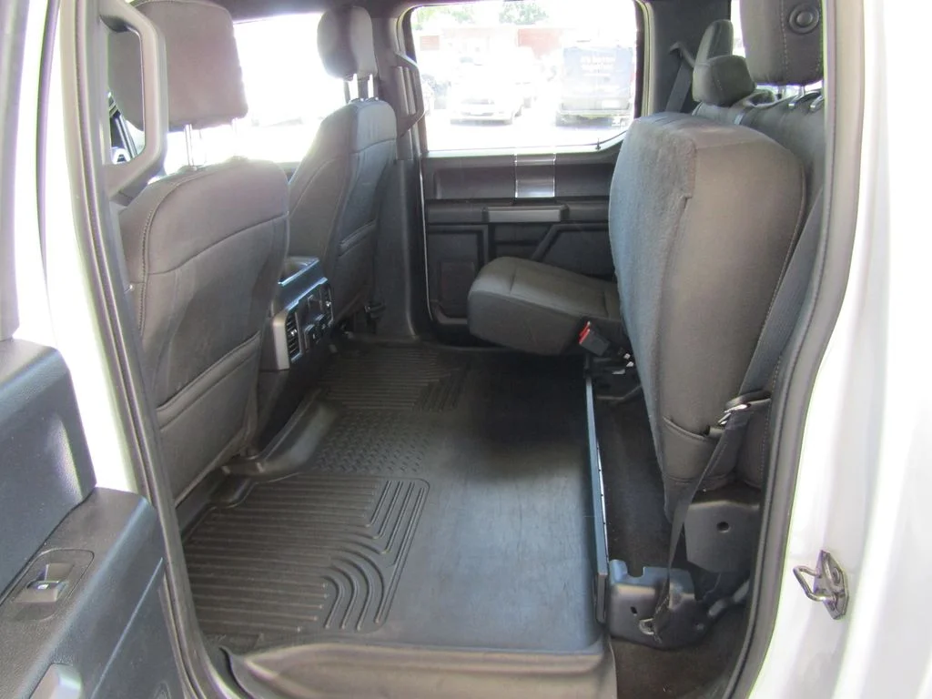 Used 2019 Ingot Silver Ford XLT image 34