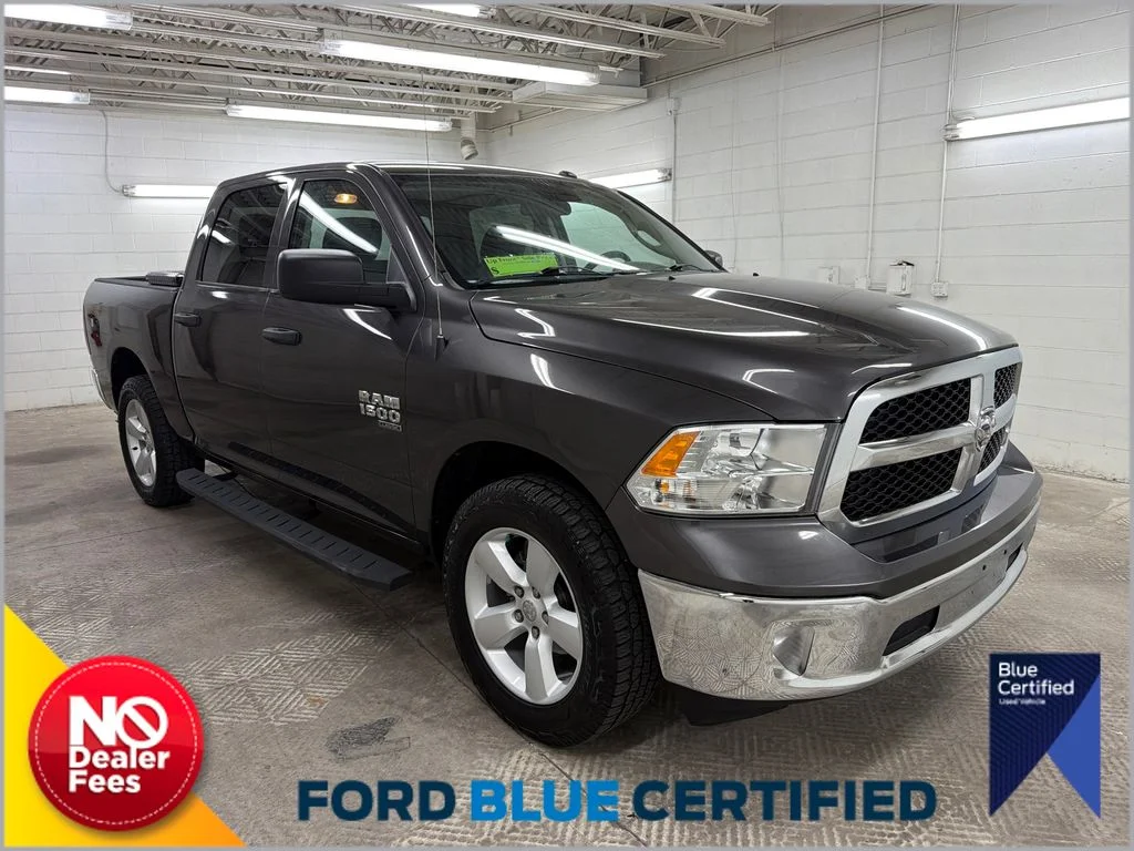 2022 RAM 1500 Classic Tradesman 4x4 Crew Cab 5'7's photo
