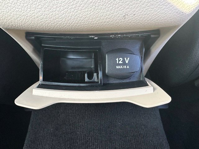 Used 2018 Silver Mercedes-Benz C 300 image 25