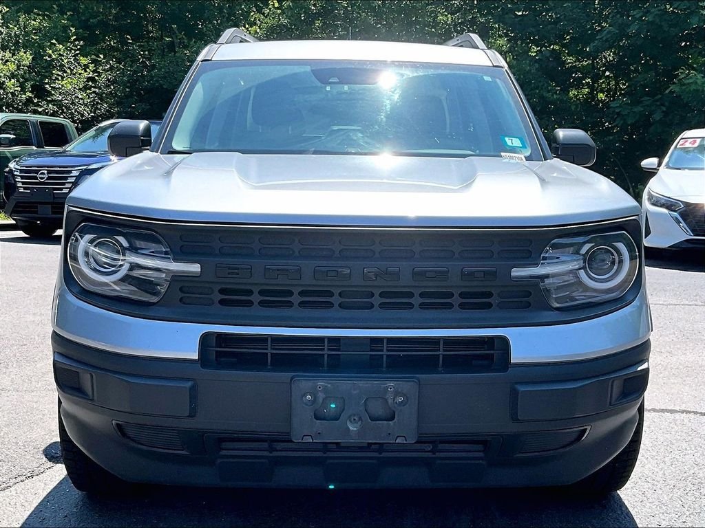 Used 2022 Silver Ford Base image 2
