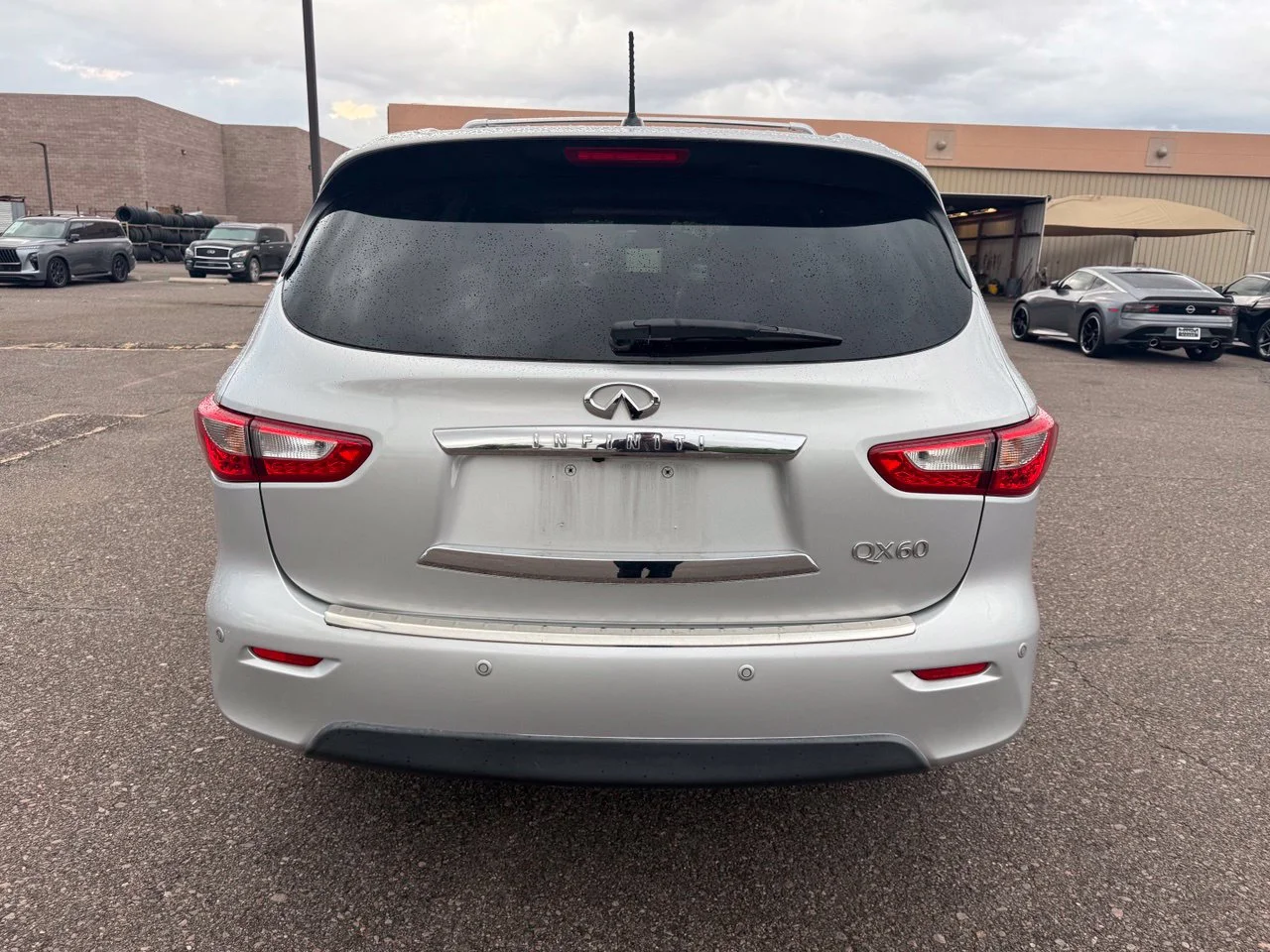 Used 2015 Liquid Platinum INFINITI Base image 6