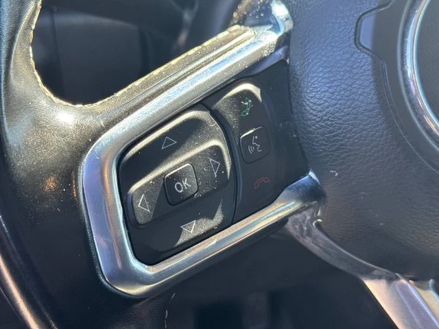 Used 2020 Black Jeep Sport image 30