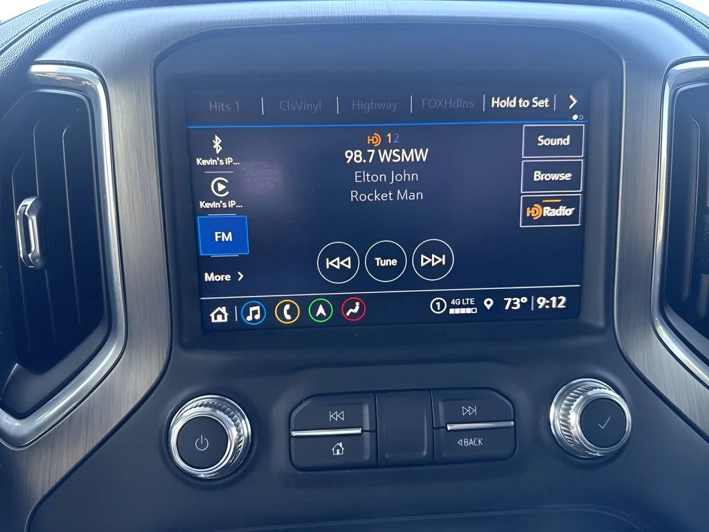 Used 2021 White GMC Denali image 20