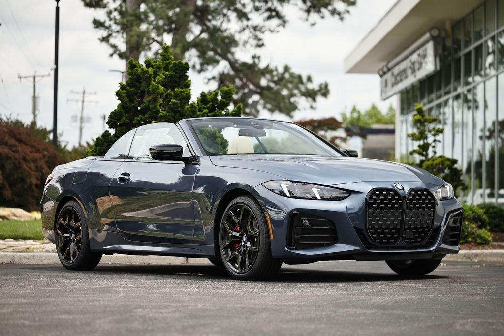 2027 BMW 4 Series 430i Convertible xDrive's photo