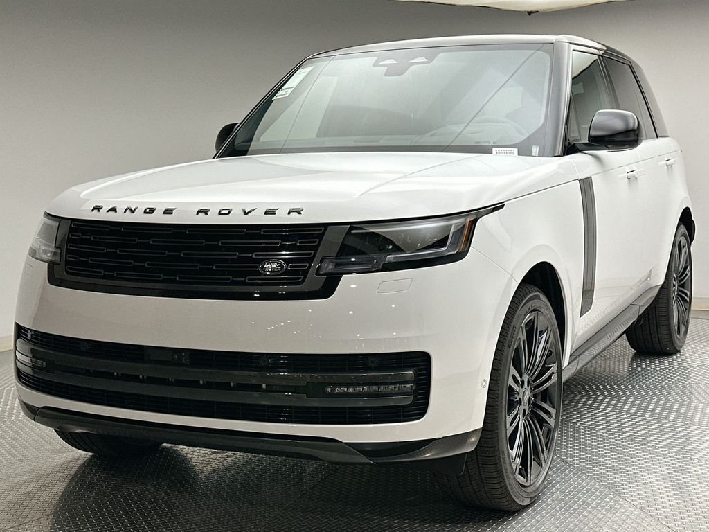 New 2027 Fuji White Land Rover SE image 1
