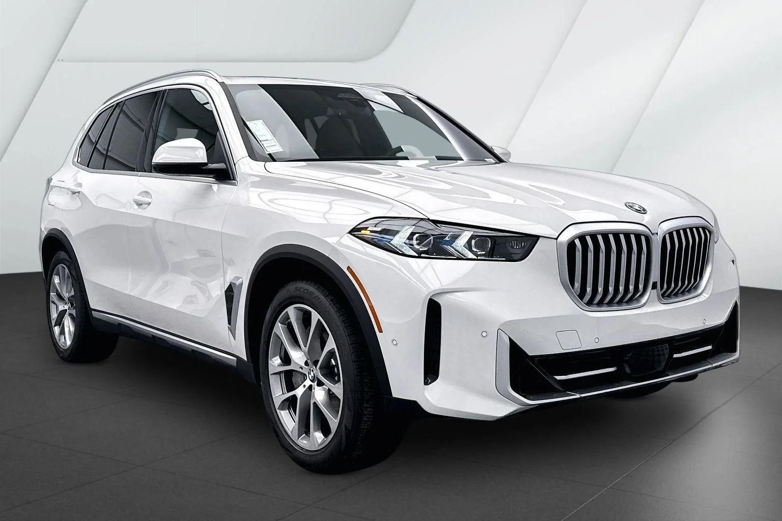 2026 BMW X5 xDrive50e's photo