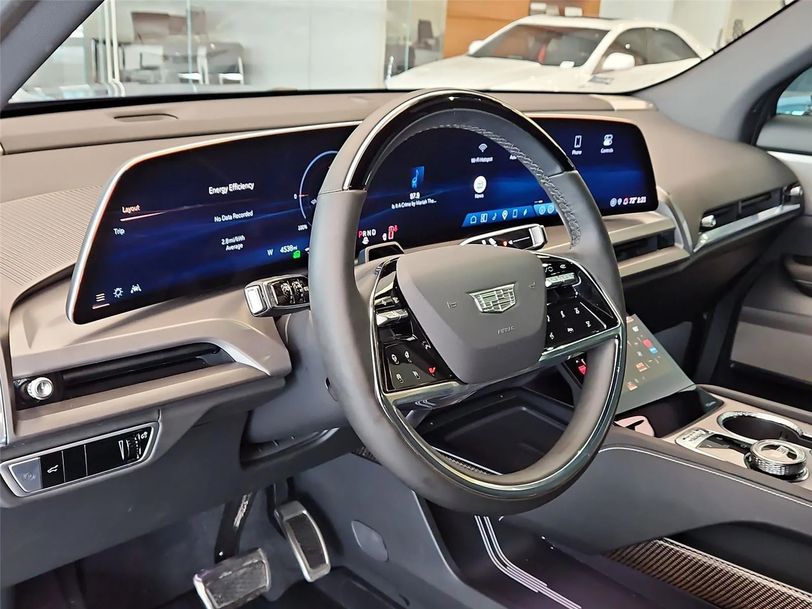 2026 Cadillac VISTIQ Sport - Photo 8